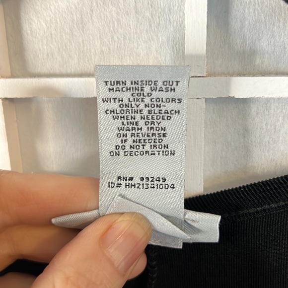 Catherine’s Black Tank Rounded Neck With Beaded Edge Size 2X Like New - Picture 5 of 5